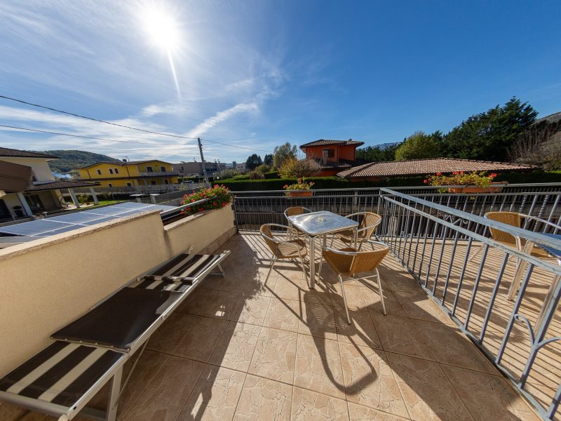 Terrazzo della Camera Quadrupla Standard con terrazzo, River Hotel