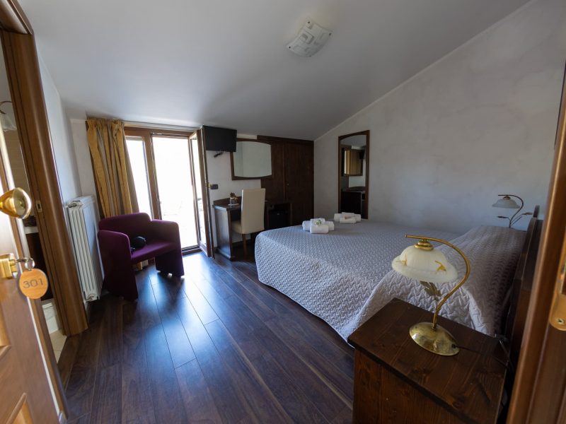 Camera Matrimoniale con terrazzo panoramico, River Hotel