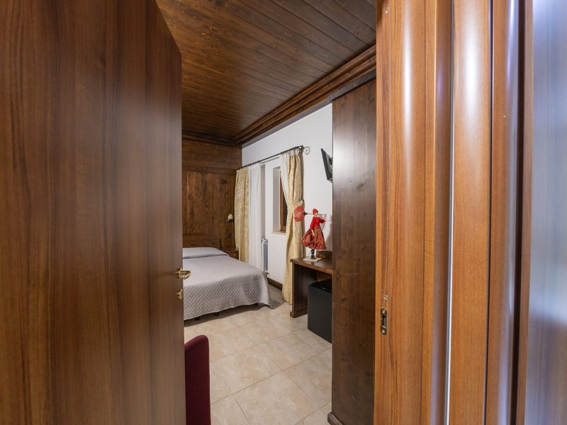 Ingresso della Camera Matrimoniale Standard, River Hotel 2